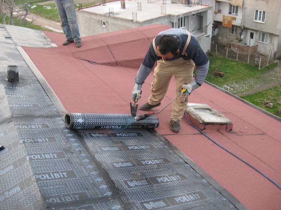 Kiraz EPDM Kauçuk Çatı – düz çatıda arduvazlı bitümlü membran serimi Kiraz EPDM Kauçuk Çatı – düz çatıda arduvazlı bitümlü membran serimi